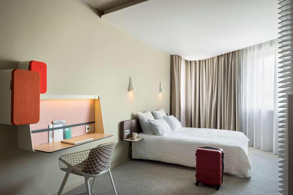 Okko Hotels Grenoble Jardin Hoche Room photo